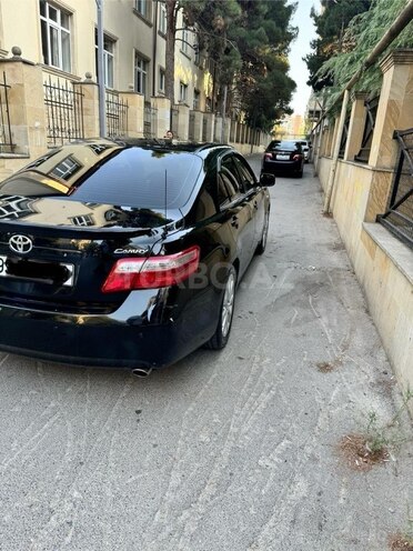 Toyota Camry-5