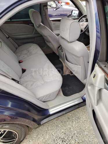 Mercedes E 240-6