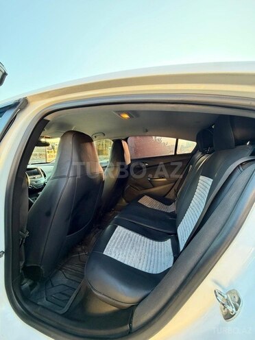 Chevrolet Cruze-6