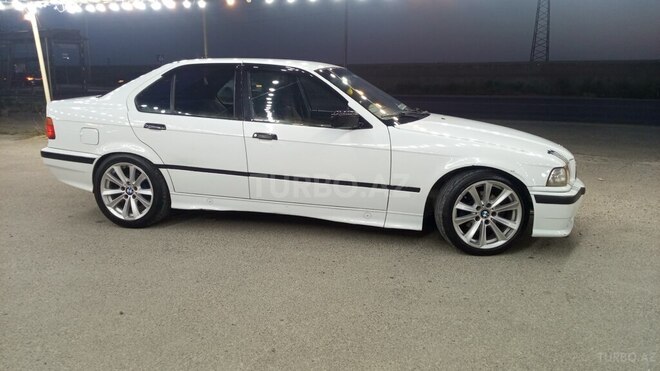 BMW 316-13