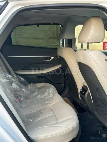 Hyundai Sonata-14
