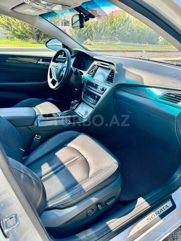 Hyundai Sonata-10