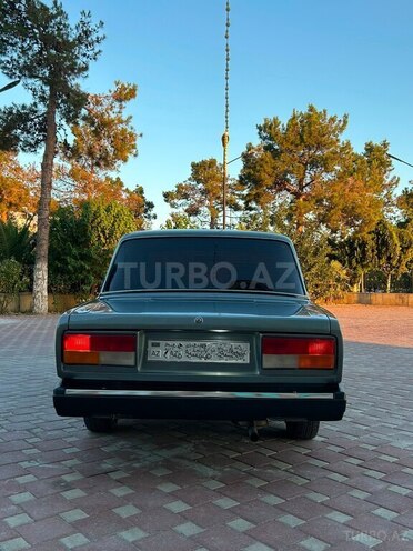 LADA (VAZ) 2107-2