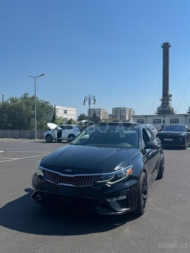 Kia Optima-1