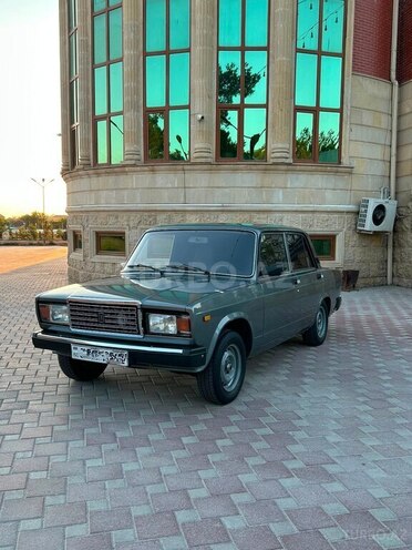 LADA (VAZ) 2107-21
