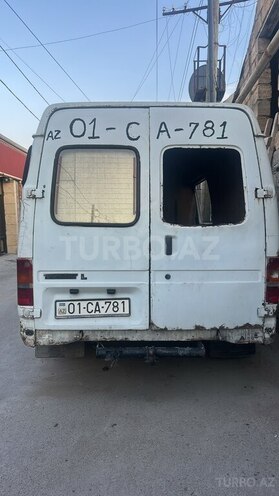 Ford Transit-2
