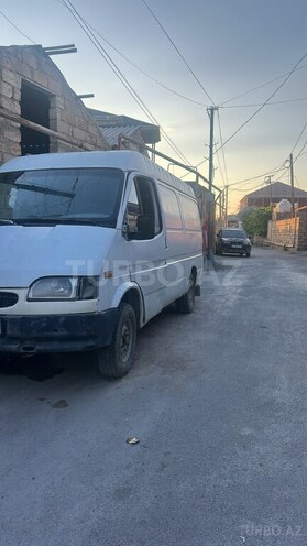 Ford Transit-7