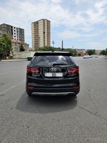 Hyundai Santa Fe-6