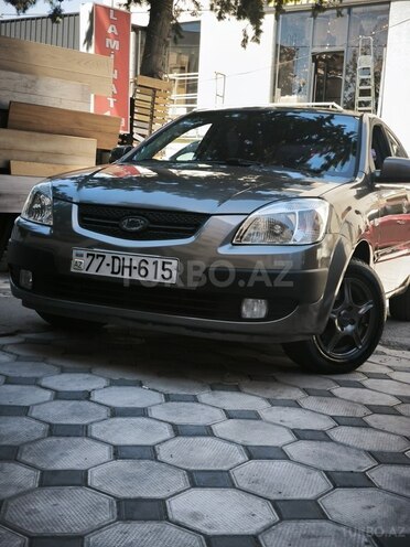 Kia Rio-2
