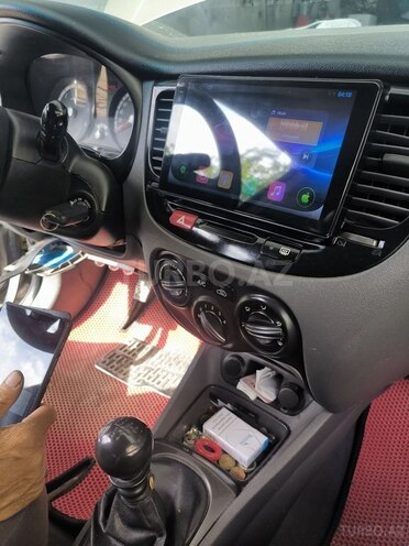 Kia Rio-5