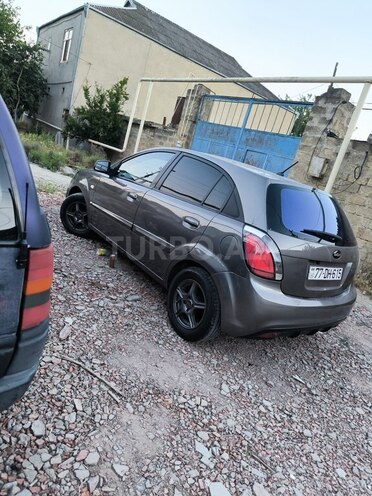 Kia Rio-3