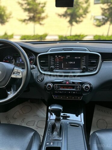 Kia Sorento-5