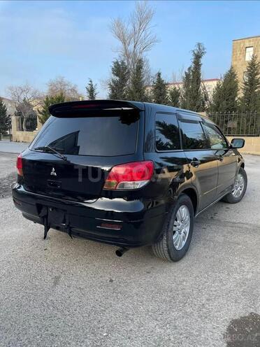 Mitsubishi Airtrek-4