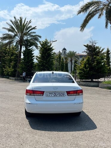 Hyundai Sonata-4