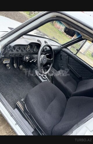LADA (VAZ) 2106-5