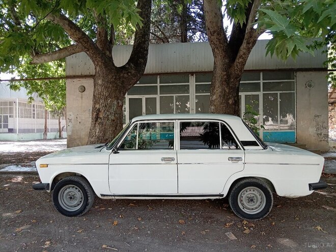 LADA (VAZ) 2106-4