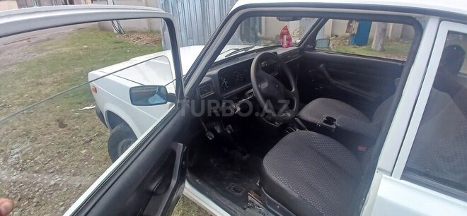 LADA (VAZ) 2107-3