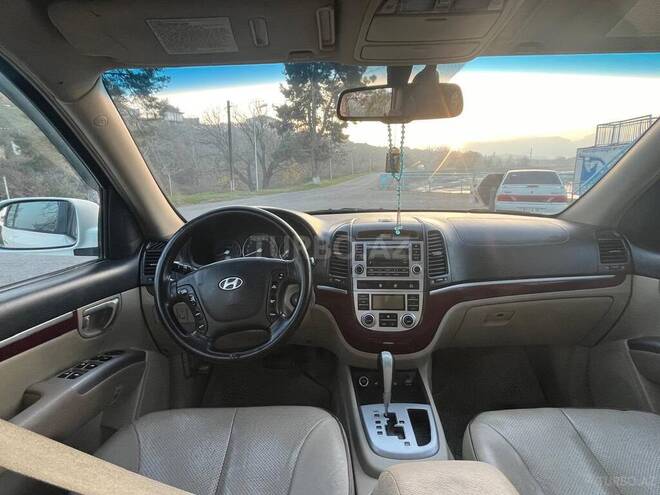 Hyundai Santa Fe-6