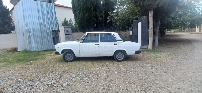 LADA (VAZ) 2107-8
