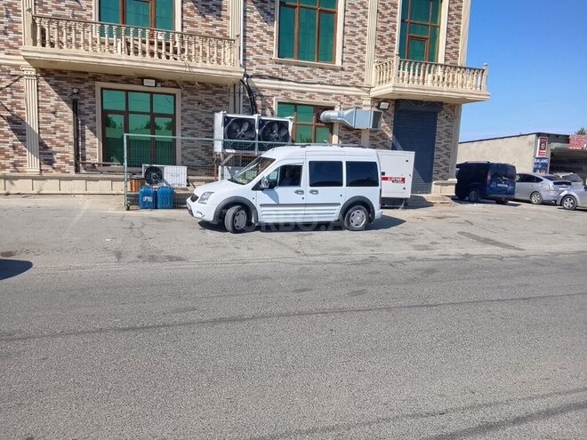 Ford Tourneo Connect-2
