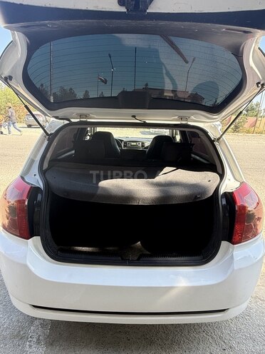 Toyota Corolla-10