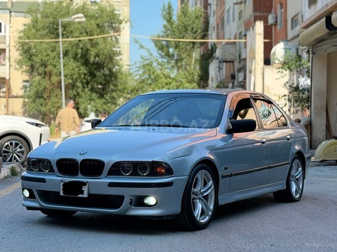 BMW 523-4