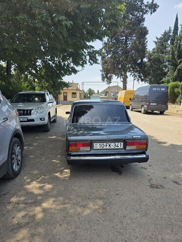 LADA (VAZ) 2107-2