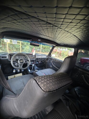 LADA (VAZ) 2107-8
