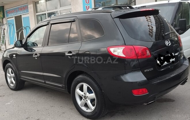 Hyundai Santa Fe-17