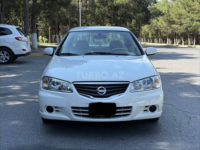 Nissan Sunny-4