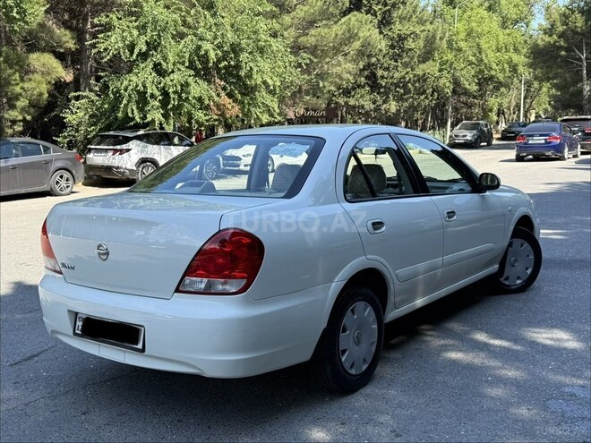 Nissan Sunny-10
