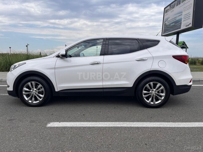 Hyundai Santa Fe-4