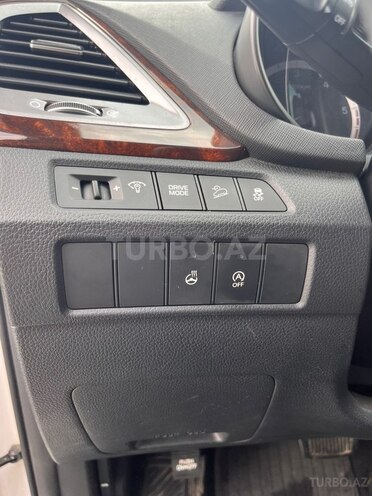 Hyundai Santa Fe-14