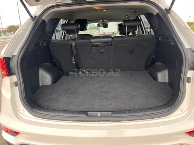 Hyundai Santa Fe-19