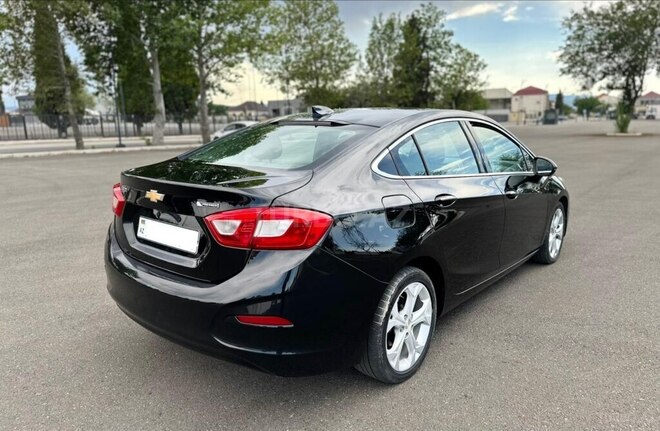 Chevrolet Cruze-5