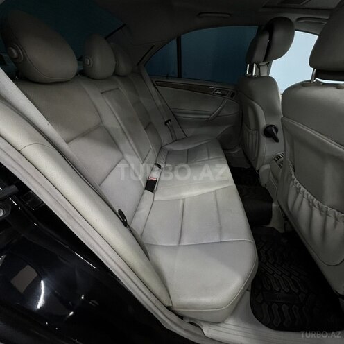 Mercedes C 230-11