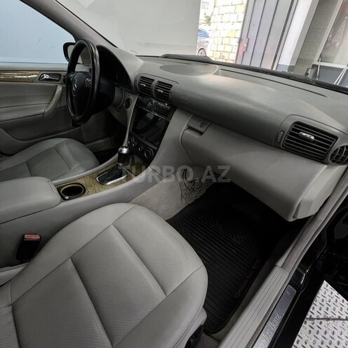 Mercedes C 230-9