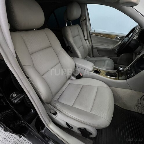 Mercedes C 230-8