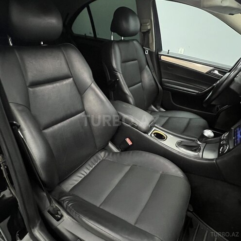 Mercedes C 200-8