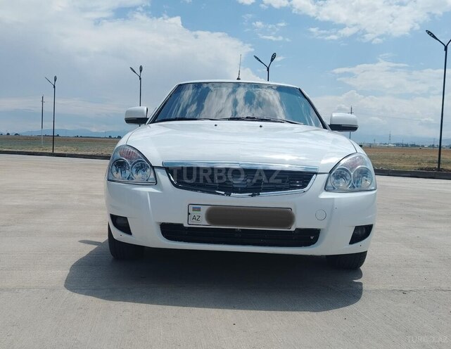 LADA (VAZ) Priora-1