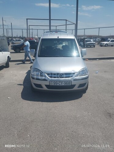 Opel Combo-1