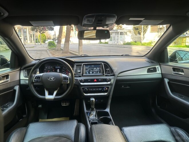 Hyundai Sonata-5