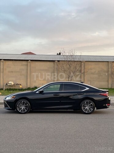 Lexus ES 300h-4