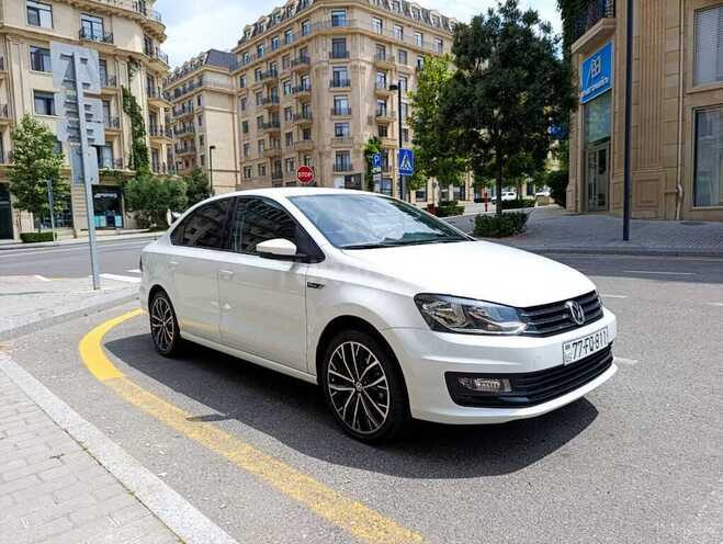 Volkswagen Polo-6