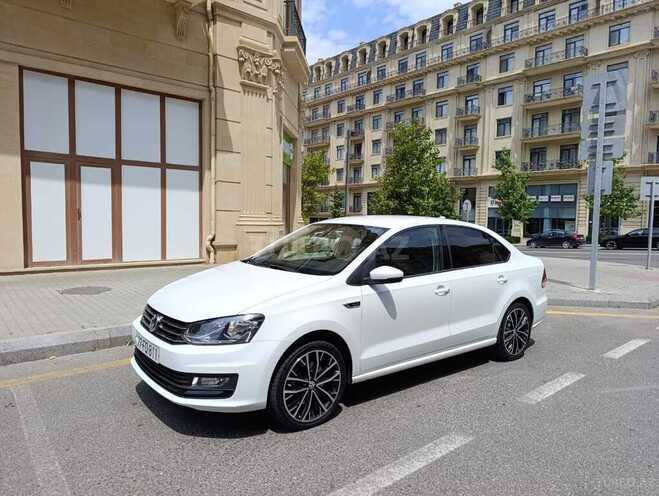Volkswagen Polo-7