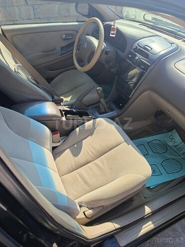 Nissan Maxima-9