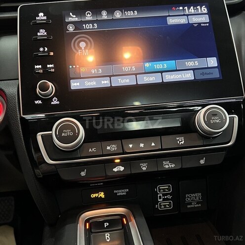 Honda Insight-17
