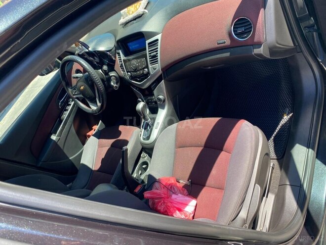Chevrolet Cruze-7