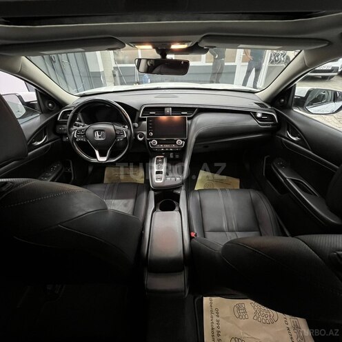 Honda Insight-11