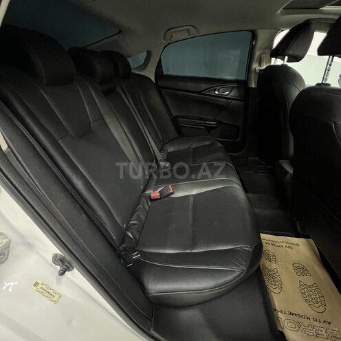 Honda Insight-10
